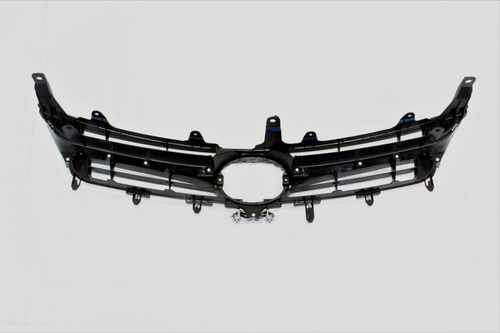 Решітка радіатора Toyota Camry  55 / 60 USA 2014-2017