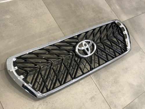 Решітка радіатора TRD Toyota Land Cruiser 200 2007-2015