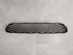 Решітка бампера Nissan X-Trail / Rogue T32 2014-2016