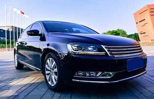 Передні фари тюнінг ксенон стиль B8 для Volkswagen Passat B7 2010-2015