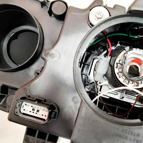 Передні фари тюнінг  стиль YZ1 для Dodge Challenger SRT Hellcat Coupe 2015