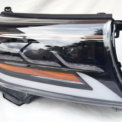 Передние фары FULL LED тюнинг стиль Lexus NS для Toyota Land Cruiser LC 200 2008-2016