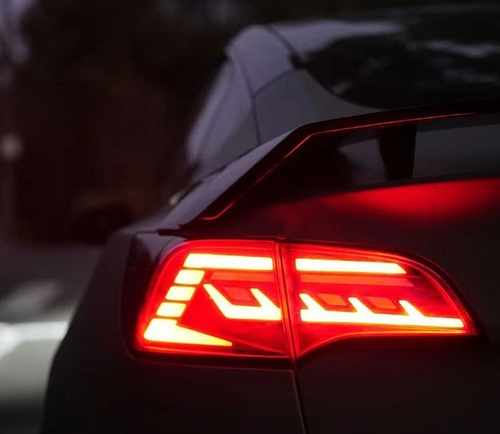 Задні ліхтарі LED стиль Ray для Tesla Model 3