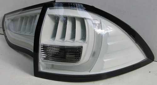 Задні ліхтарі LED біла для Mitsubishi Pajero Sport 2008-2015