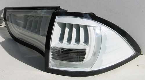 Задні ліхтарі LED біла для Mitsubishi Pajero Sport 2008-2015