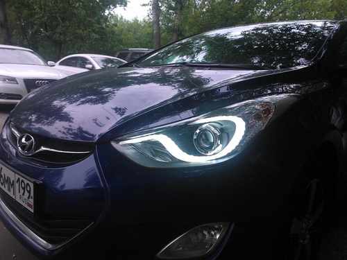 Передні фари ксенонові тюнінг чорні для Hyundai Elantra MD 2011-2015