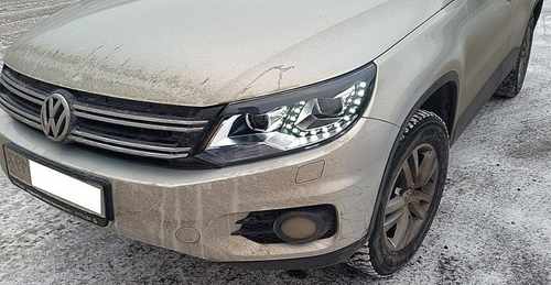 Передні фари тюнінг ксенон з ДХО для Volkswagen Tiguan 2012-2016