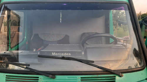 Полиця на панель (eco-GREY) для Mercedes T1 (207-410)