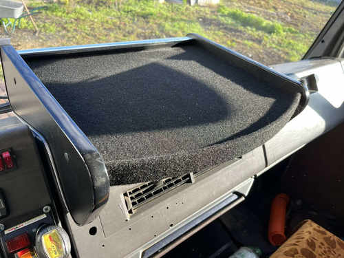 Полиця на панель для Mercedes T2 (507-814)