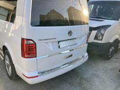 Планка під номером (нерж) OmsaLine - Італійська нержавійка для Volkswagen T6 2015↗, 2019↗ мм.