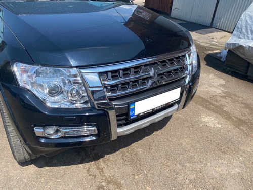 Комплект рестайлінгу для Mitsubishi Pajero Wagon IV