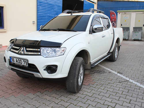 Дефлектор капота (EuroCap) для Mitsubishi L200 2006-2015рр.