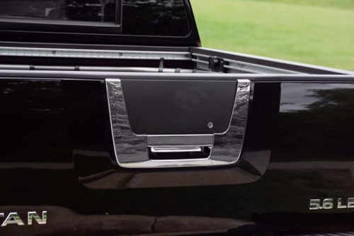 Хром накладка на багажник (пласт) для Nissan Titan 2004-2011 рр.