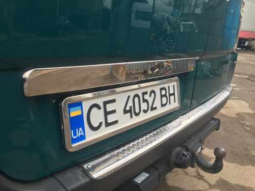 Хром накладка над номером Omsa для Mercedes Sprinter 2007-/VW Crafter 2006-