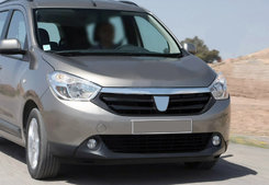 Смужка над решіткою (2015-2022, нерж.) для Dacia Lodgy 2013↗ мм.