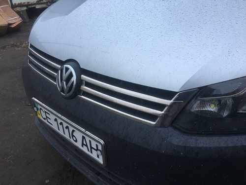 Хром накладки на передню решітку Carmos для VW Caddy 2010-2015