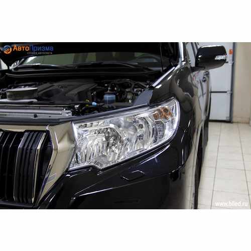 Вії на фари Toyota Land Cruiser Prado 150 2018+ (для рефлекторної оптики)