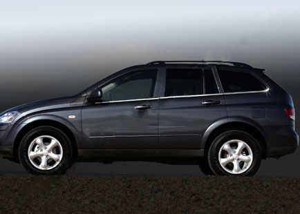 Хром нижні молдинги стекол (нерж.) для Ssang Yong Kyron 2007+