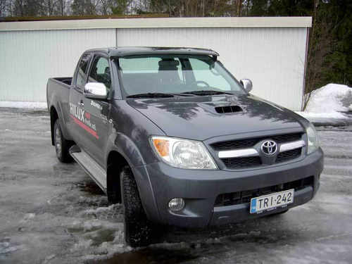 Козирок лобового скла (на кронштейнах) для Toyota Hilux 2006-2015 рр.