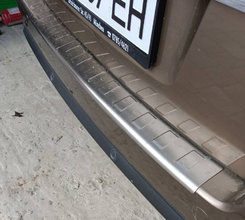 Хром накладка на задній бампер (нерж.) для Opel Zafira 2005-2010