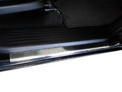 Накладки на пороги Carmos (4 шт, нерж.) для Toyota Hilux 2006-2015 рр.