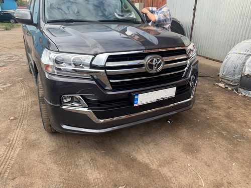Комплект обваження Toyota Land Cruiser 200 стиль Executive 2019
