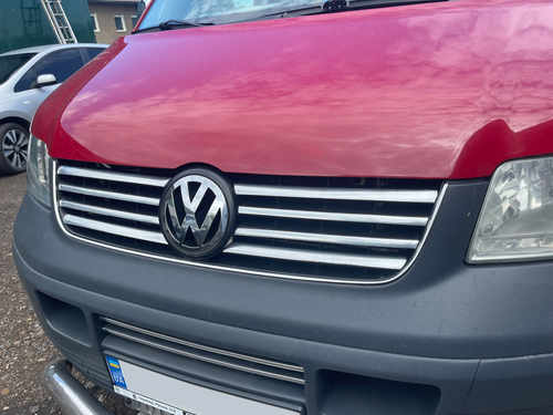Хром накладки на решітку радіатора (нерж.) 8 шт. Carmos для VW T5 Transporter 2003-2010