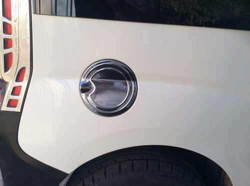 Хром накладка на лючок бензобаку Carmos для Fiat Fiorino/Qubo 2008-