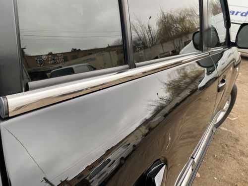 Молдинги на вікна нижні Toyota Land Cruiser 200 2007-2015 Carmos (нержавіюча сталь)