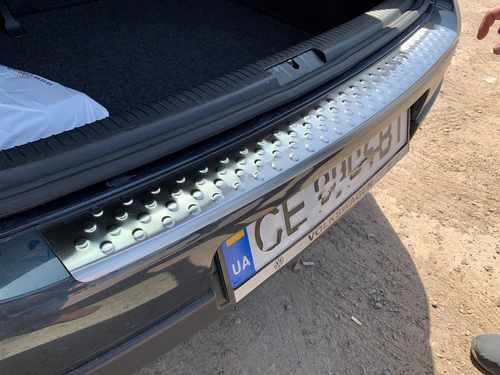 Накладка на задній бампер (матова) для Volkswagen Golf 5 2004-2008 хетчбек