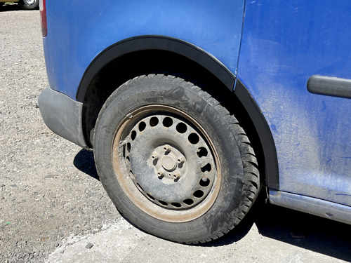 Накладки на арки (1 здвижна дверка ) для VW Caddy 2004-2010 коротка база