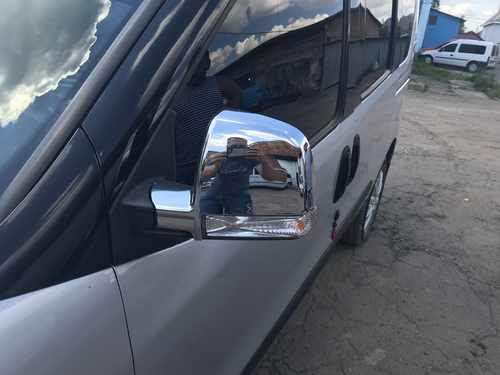 Хром накладки для Fiat Doblo 2010 накладки на дзеркала пласт Carmos (Туреччина)