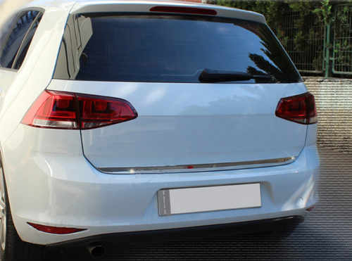 Хром накладка на нижню кромку кришки багажника (нерж.) для VW Golf 2012+