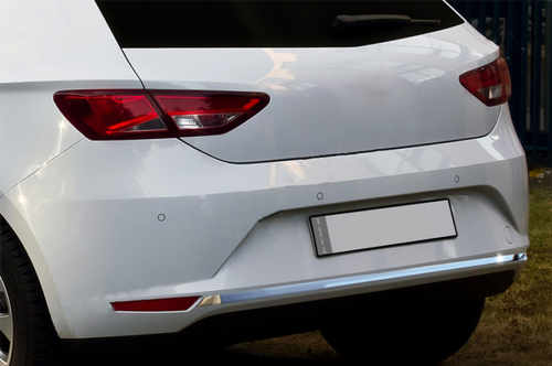 Хром накладка на задній бампер (нерж.) для Seat leon 2013+