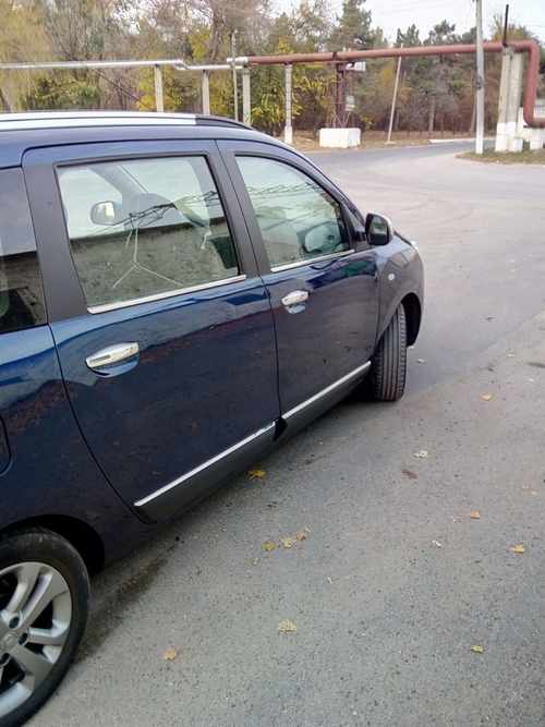 Хром нижні молдинги стекол (нерж.) для Renault Lodgy 2013+
