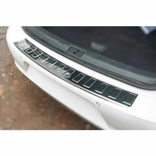 Накладка на задній бампер Carmos (нерж) SW для Volkswagen Golf 7