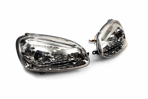 Передня оптика з LED вогнями (2 шт) для Volkswagen Golf 5