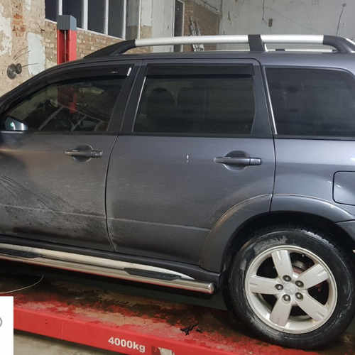 Пороги труба нерж. для Mitsubishi Outlander 2003-2008 /Ø60