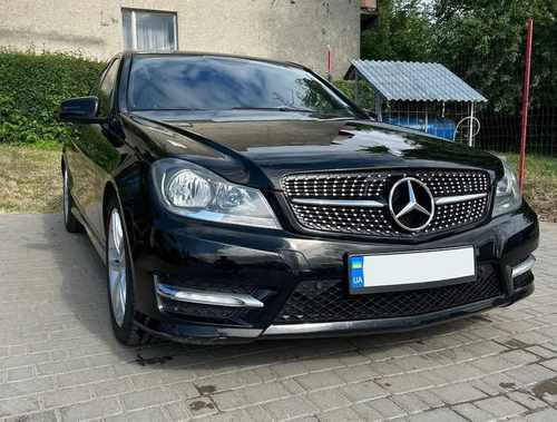 Решітка радіатора Mercedes C-Class W204 2006-2013 Diamond Black