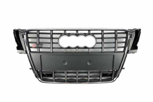 Грати радіатора Audi A5 S5 09-11г Silver Chrome