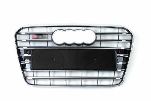 Грати радіатора Audi A5 S5 11-16г Chrome Black
