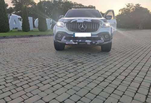 Решітка радіатора Mercedes-Benz X-Class w470 2017-2020 GT Chrome Black