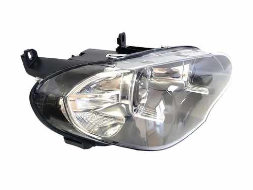 Передні фари на BMW X5 E70 2010-2013 рік ( Bi-Xenon No Adaptive Європа)
