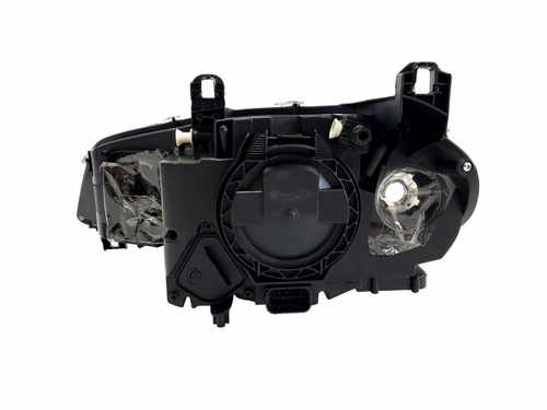 Передні фари на BMW X5 E70 2010-2013 рік ( Bi-Xenon No Adaptive Європа)