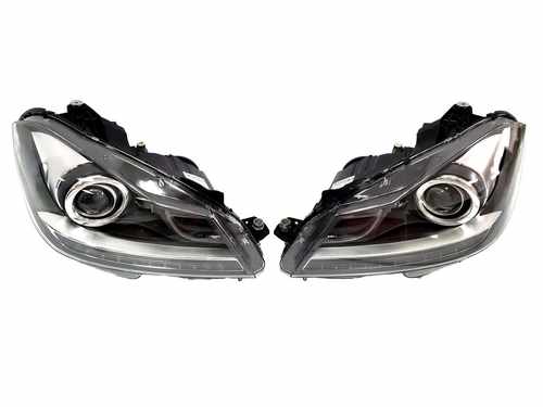 Передні фари на Mercedes C-Class W204 2011-2014 ( Xenon Adaptive)