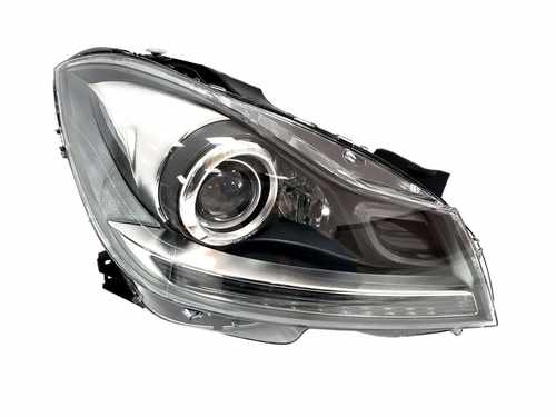 Передні фари на Mercedes C-Class W204 2011-2014 ( Xenon Adaptive)