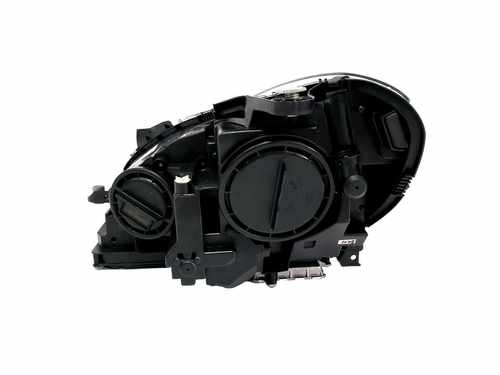 Передні фари на Mercedes C-Class W204 2011-2014 ( Xenon Adaptive)