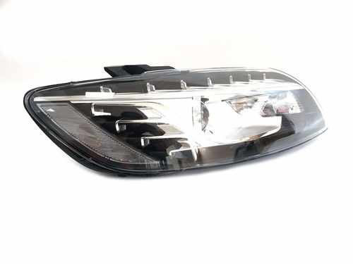Передні фари Bi-Xenon Adaptive на Audi Q7 4L 2010-2015 року
