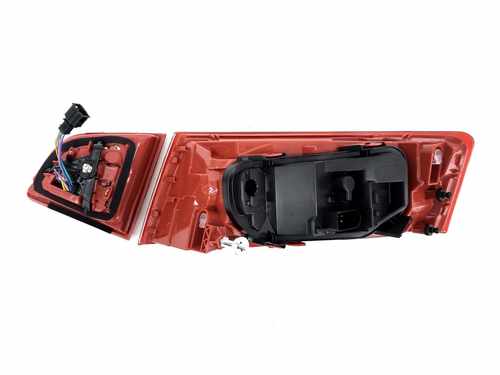 Задні світлодіодні ліхтарі на Audi A6 C6 2009-2011 рік ( Європа )