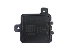 Кришка повітроводу права сторона на BMW X5 E70 2007-2013 року